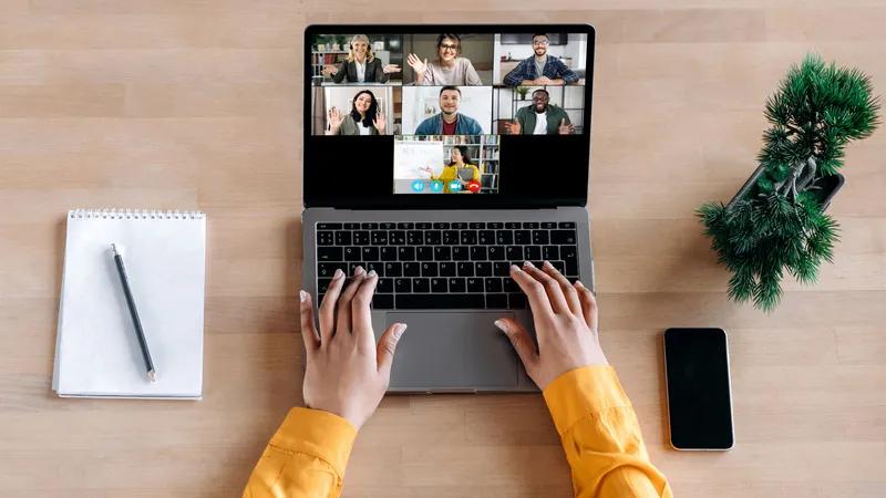 Public virtual classroom